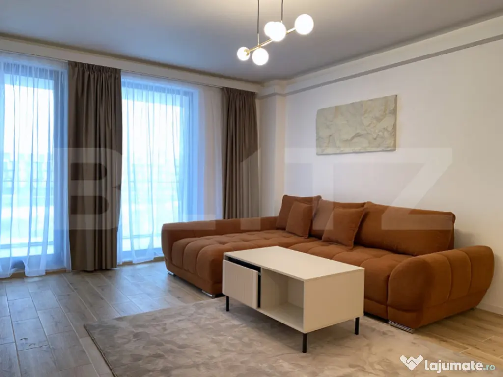 De inchiriat: Apartament 3 camere, 88 mp utili, terasă, pan