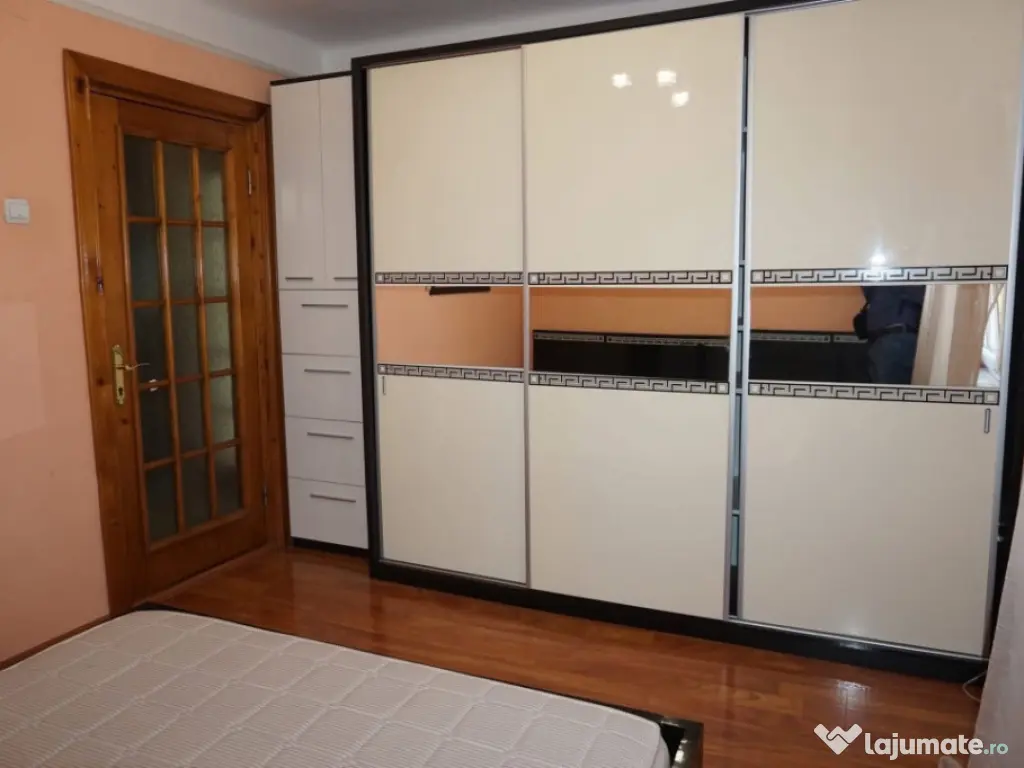 Apartament 3 camere, 59 mp, zona Ultracentral