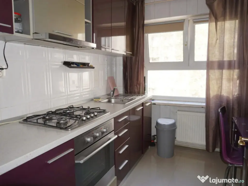 Apartament 3 camere, 59 mp, zona Ultracentral