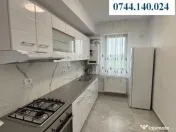 Ap 2 cam, ansamblu nou. Preț 370 euro/ lună 