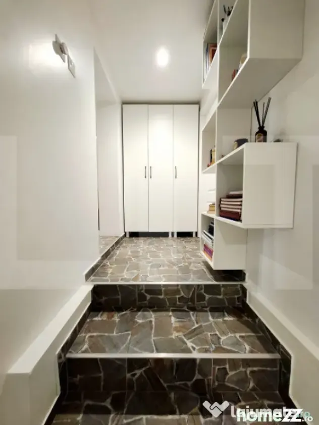 Casă la sol spațioasă, 4 camere – zona Împăratul Trai