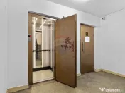 Apartament cu 3 camere NOU RENOVAT, PRIMA ÎNCHIRIER - zo... 