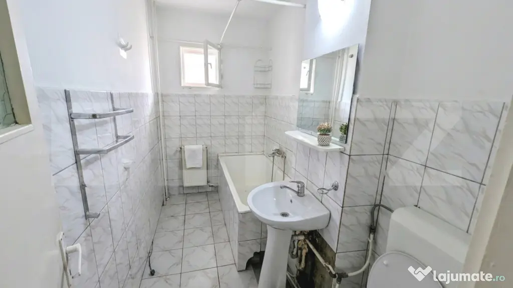Apartament 2 camere, 46.50 mp, zona Cetate