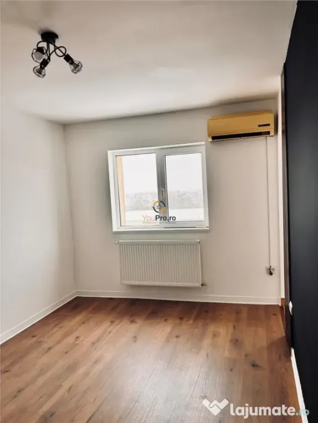 Garsoniera Renovata Modern