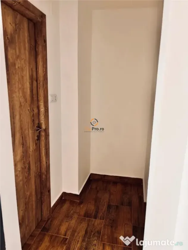 Garsoniera Renovata Modern