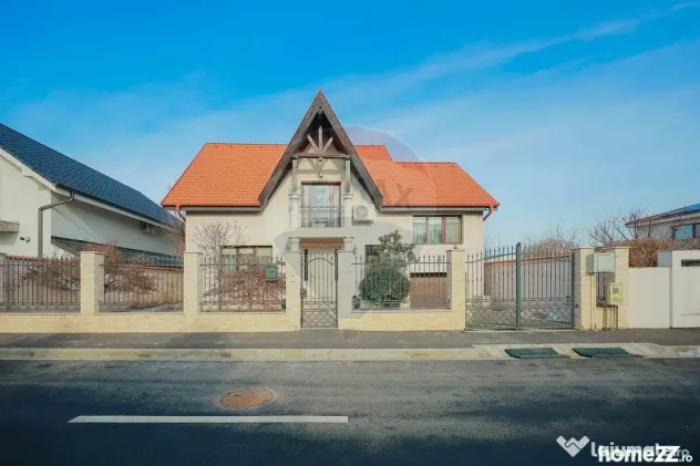 Casă 5 camere cu garaj, 230 mp utili, teren 503 mp, Nuf?...