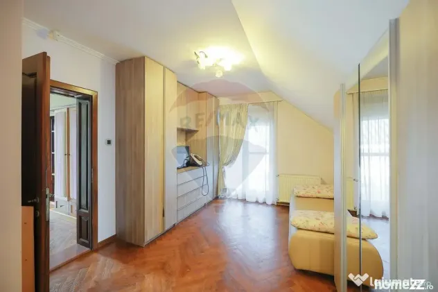 Casă 5 camere cu garaj, 230 mp utili, teren 503 mp, Nuf?...