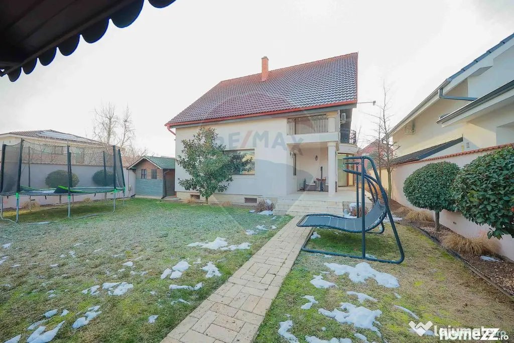 Casă 5 camere cu garaj, 230 mp utili, teren 503 mp, Nuf?...