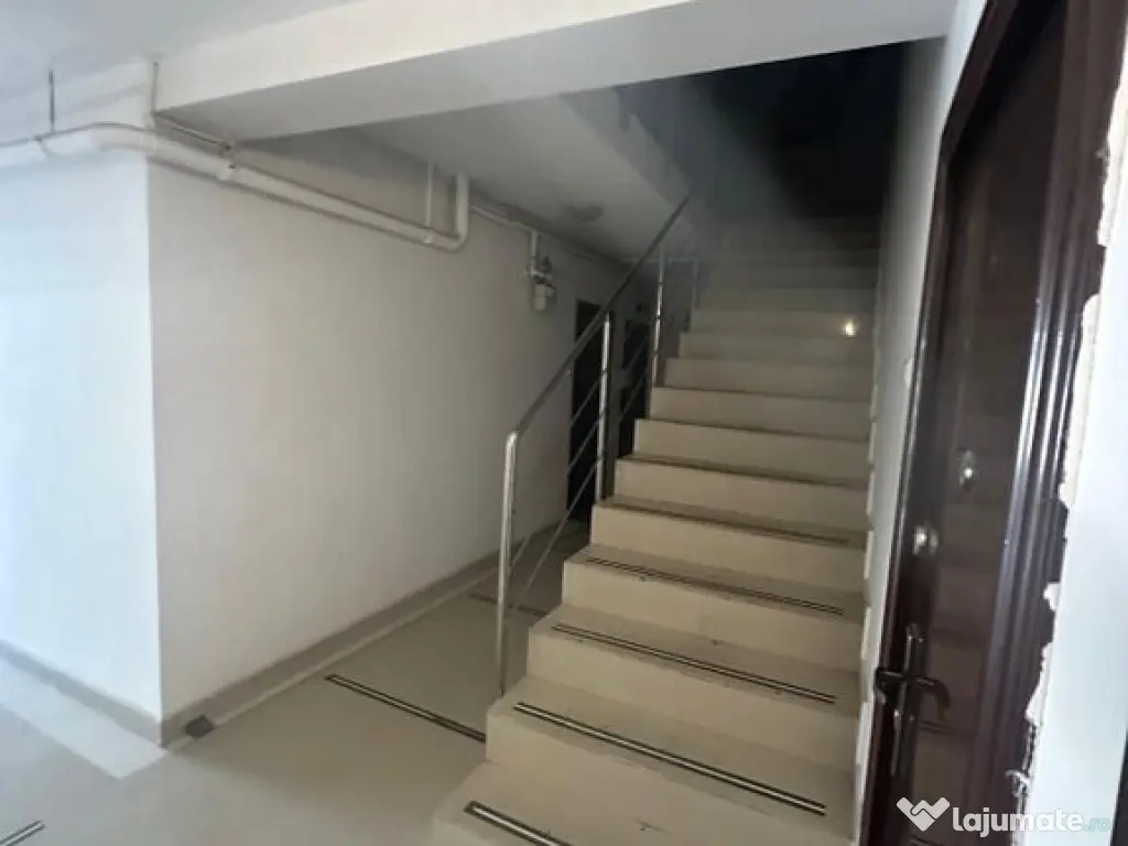 Aparatorii Patriei Ap. 3 Camere cu Gradina,ideal si pentr...