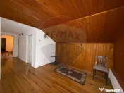 Casă / Vilă cu 6 camere de vânzare 