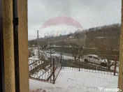 Casă / Vilă cu 6 camere de vânzare 