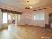 Comision 0%! 2 case Cincu, teren 2134mp, sura & curte libera 