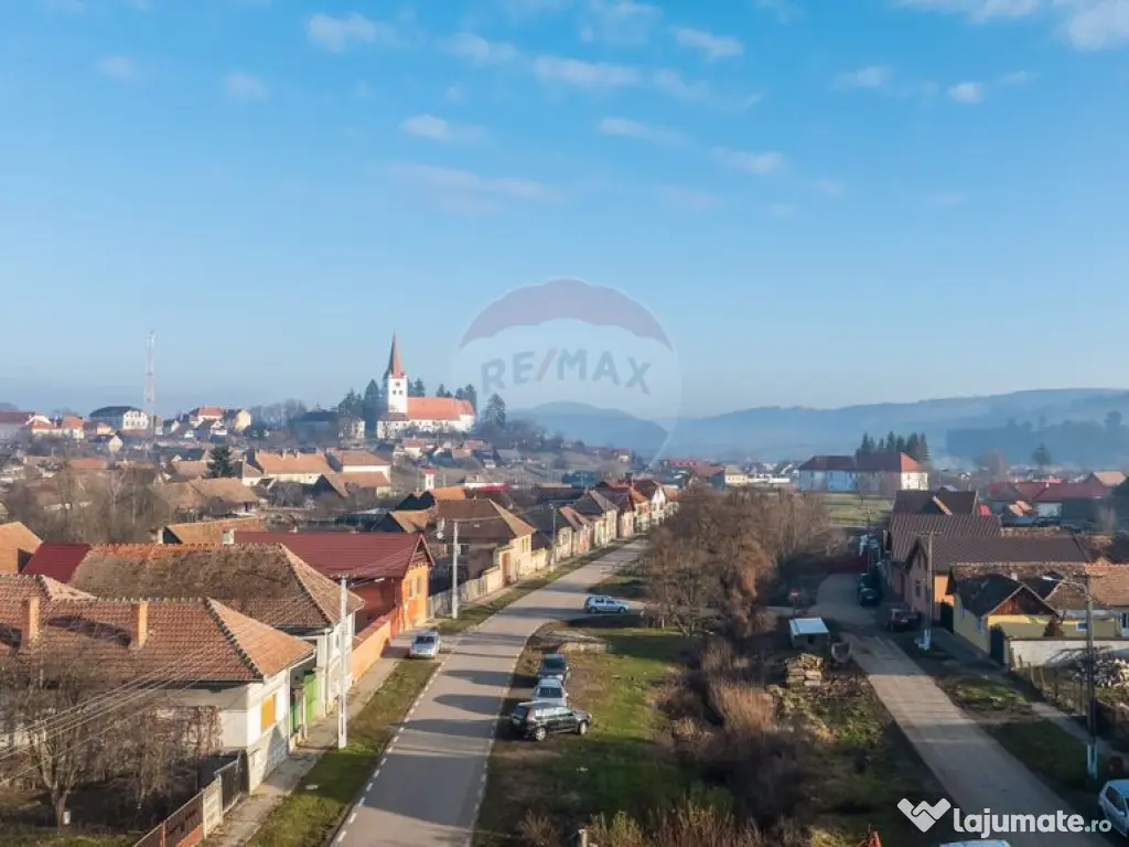 Comision 0%! 2 case Cincu, teren 2134mp, sura & curte libera