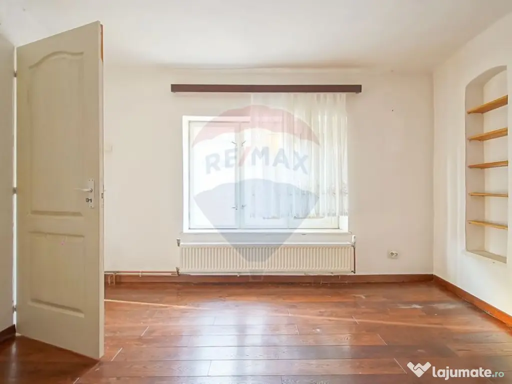 Comision 0%! 2 case Cincu, teren 2134mp, sura & curte libera