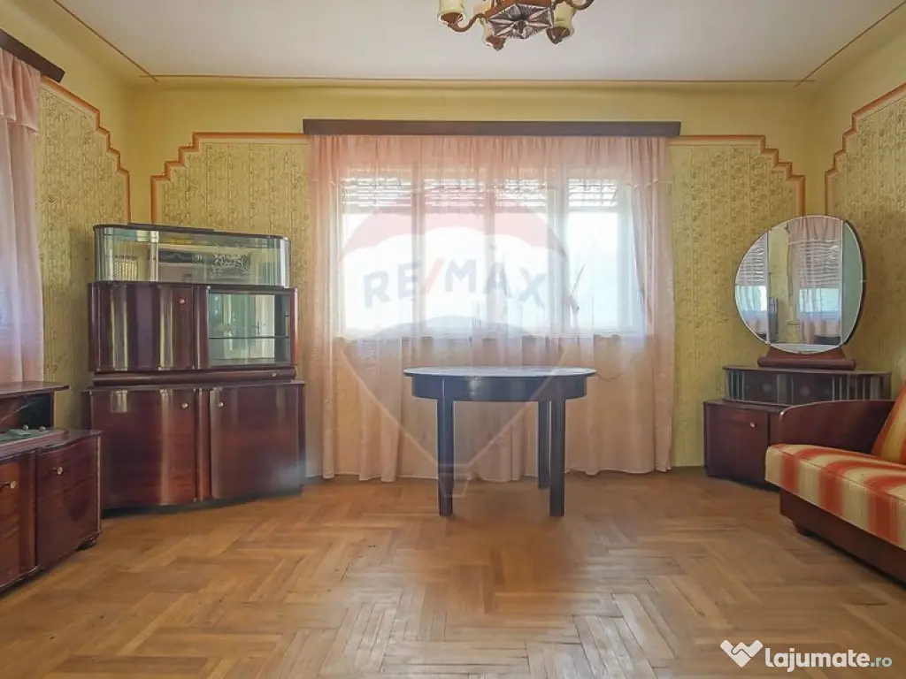 Comision 0%! 2 case Cincu, teren 2134mp, sura & curte libera