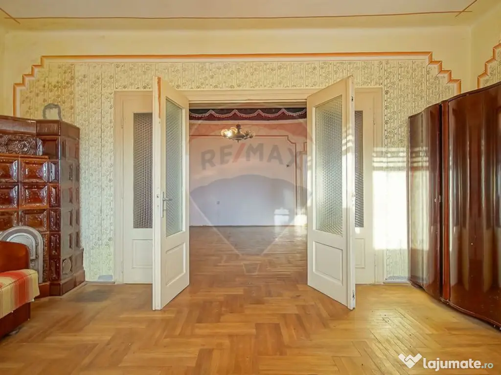 Comision 0%! 2 case Cincu, teren 2134mp, sura & curte libera