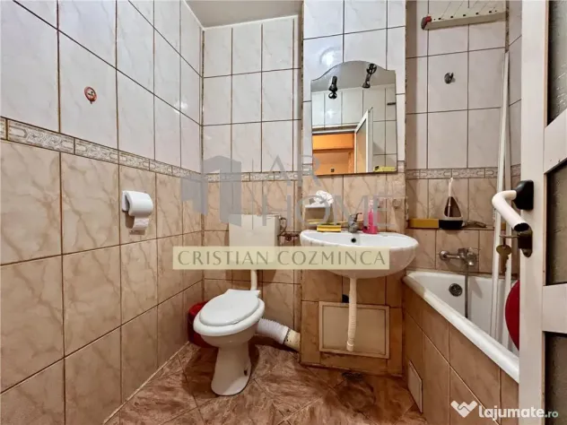Apartament 3 camere semidecomandat, Aurora-Vest, Ploiesti
