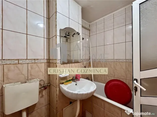Apartament 3 camere semidecomandat, Aurora-Vest, Ploiesti