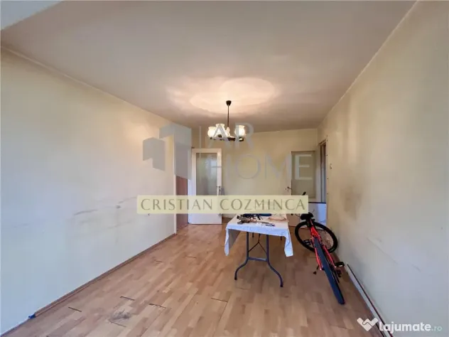 Apartament 3 camere semidecomandat, Aurora-Vest, Ploiesti