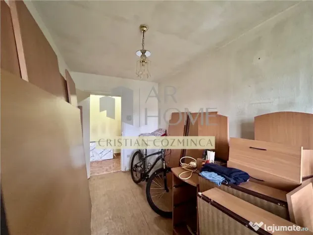 Apartament 3 camere semidecomandat, Aurora-Vest, Ploiesti