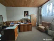 Spațiu Comercial Premium – 230mp cu Vitrină de 15ml, Zona Centru/Piață 