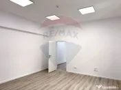 DE INCHIRIAT Spațiu comercial 100mp în zona P-ta Victoriei 