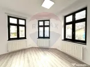 DE INCHIRIAT Spațiu comercial 100mp în zona P-ta Victoriei 