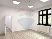 DE INCHIRIAT Spațiu comercial 100mp în zona P-ta Victoriei 