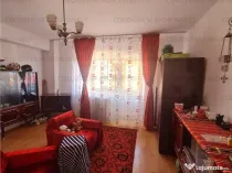 Apartament 3 camere, decomandat - zona Racadau