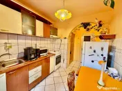 Apartament 2 camere – etaj 2-bloc de cărămidă-Zona Zamfirescu 