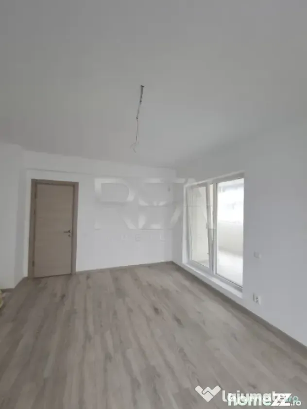 3 camere Titan decomandat, centrală, an 2022, 100 mp