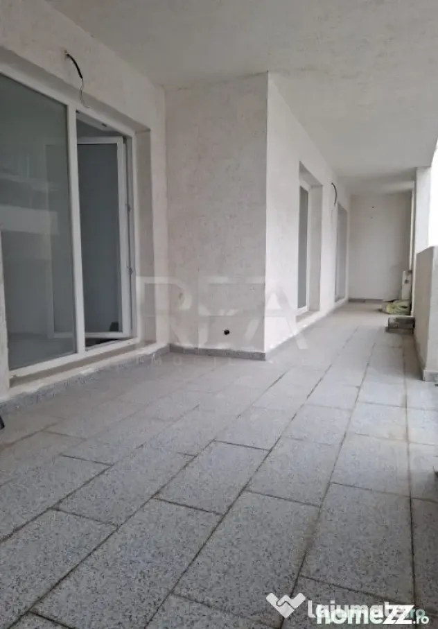 3 camere Titan decomandat, centrală, an 2022, 100 mp