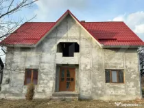 Casa 5 camere, 10 ari - Josenii Bargaului