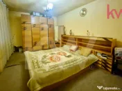 Casa 3 etaje, zona Centrala 