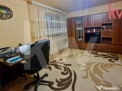 Casa 3 etaje, zona Centrala 