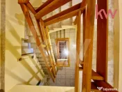 Casa 3 etaje, zona Centrala 