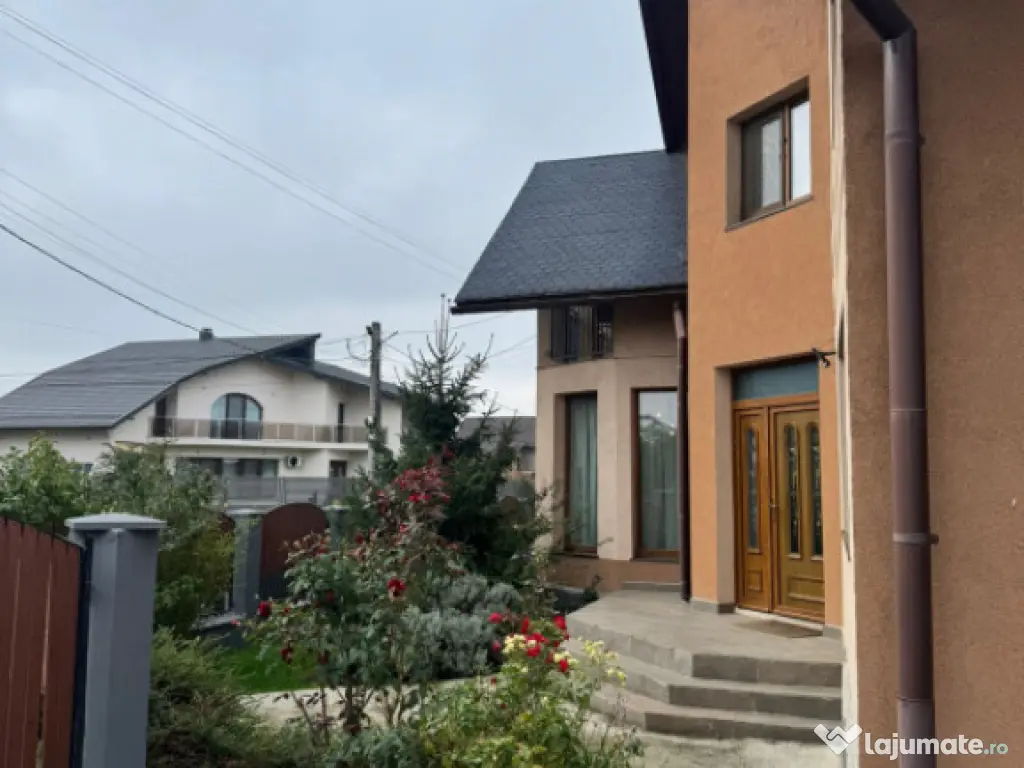 Casă superbă spatioasa intr-o zona linistiota aproape de o