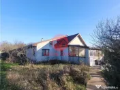 Constructie plus Teren Intravilan 2500 mp - Lazu 