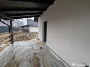 Casa Lilieci 3 dormitoare 2 băi, terasa + beci, canalizare 