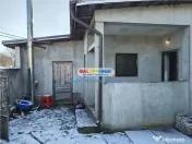 Chitila Triaj Apartament 3 camere 2 bai curte proprie 
