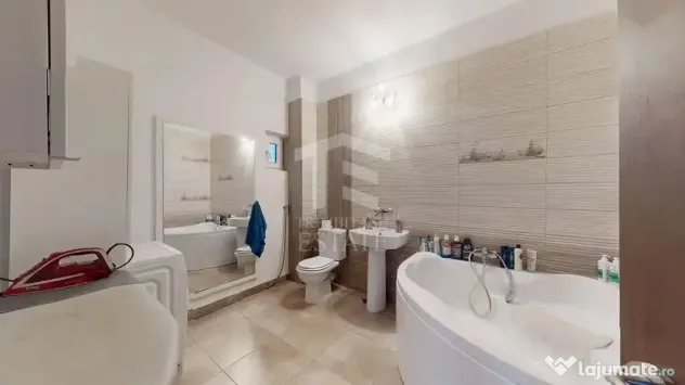 GROZAVESTI - Orhideea / Vila multifunctionala 251 mp / Te...