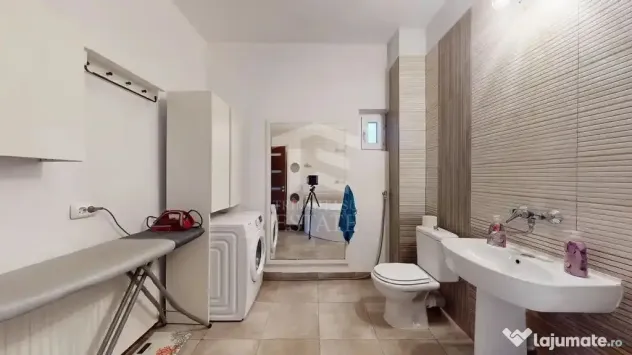 GROZAVESTI - Orhideea / Vila multifunctionala 251 mp / Te...
