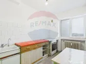 Apartament cu 3 camere în zona – 1 Mai / Domenii 
