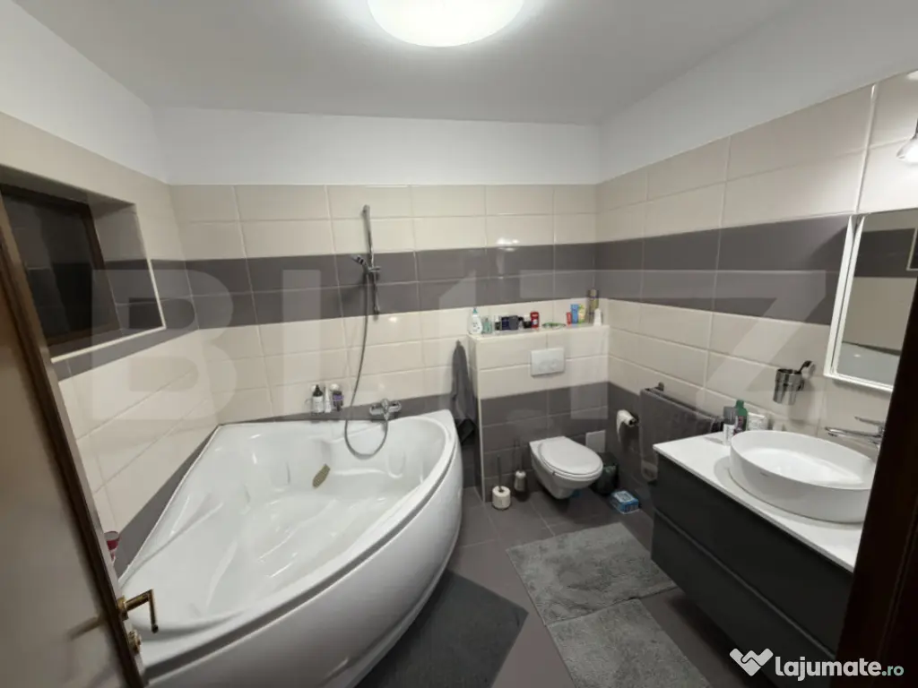 Casă de vânzare, 202 mp, zona Cetate - Lidl 1