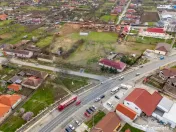 Teren generos de 3.105 mp cu construcție, poziție centr... 