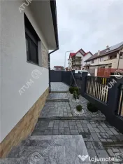 Casa individuala cu 4 camere si curte libera de 330 mp in Se