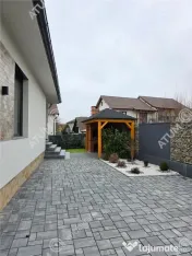 Casa individuala cu 4 camere si curte libera de 330 mp in Se