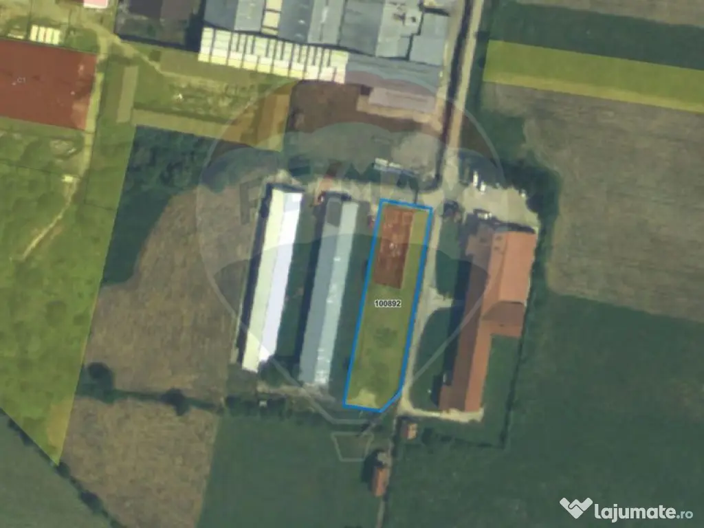 Teren intravilan 1.729 mp + hală parțial demolată | Te...