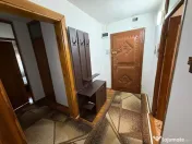 Apartament 3 camere zona Micalaca 300 