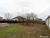 Casa sptioasa cu potential real in Maracineni la 5 pasi de P 